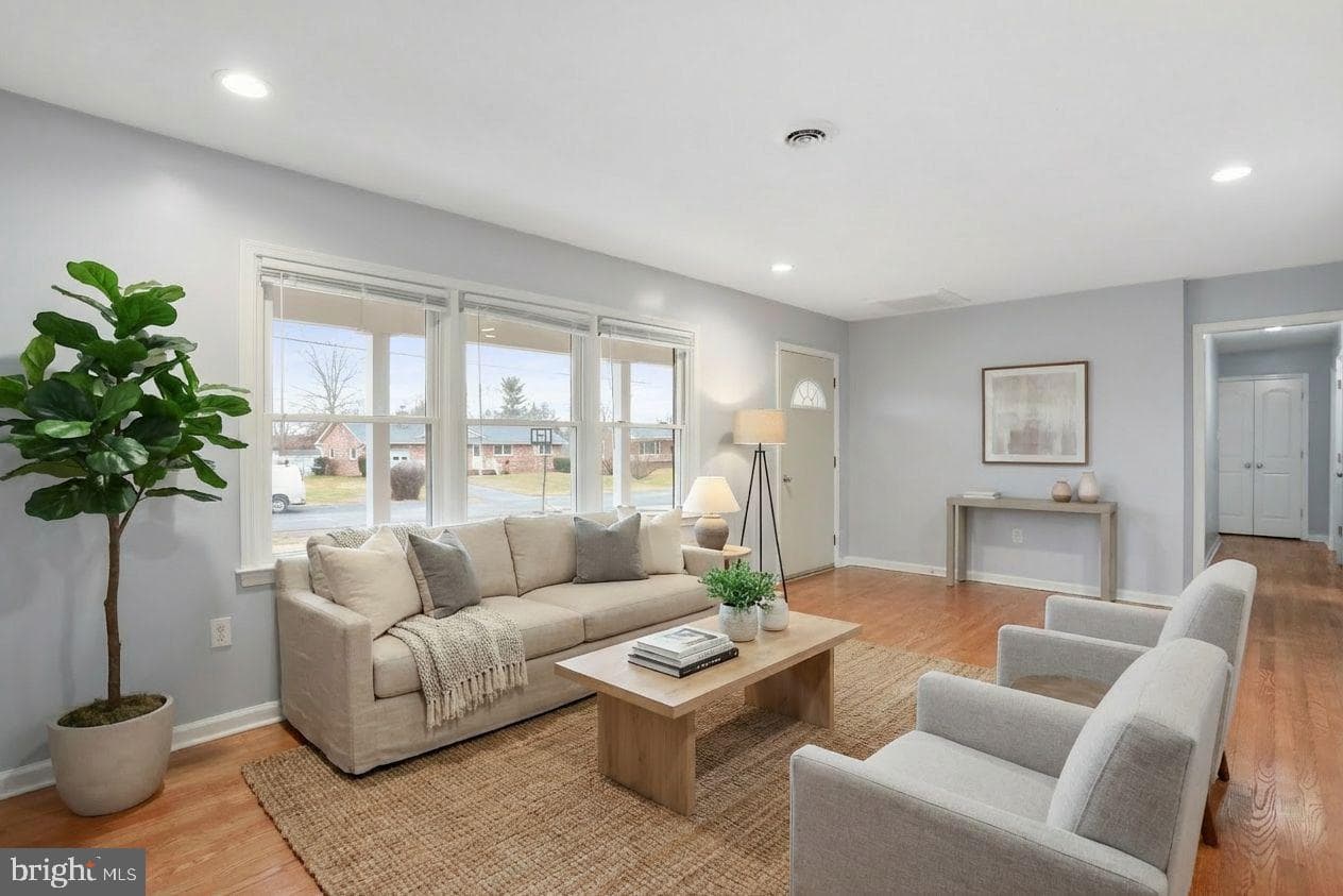 5083 Barley Drive photo 12
