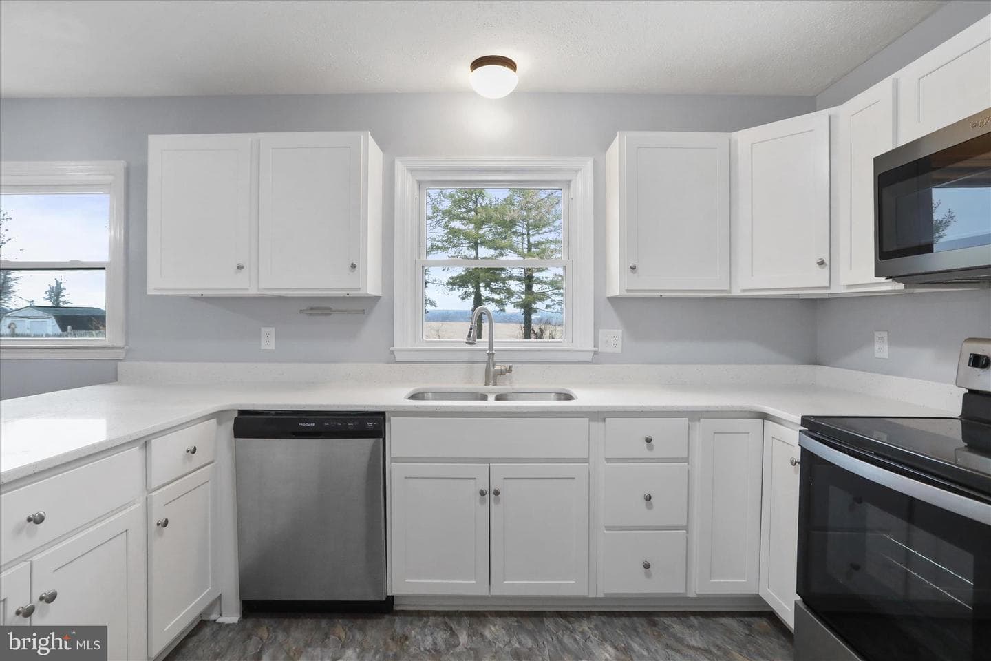 5083 Barley Drive photo 4