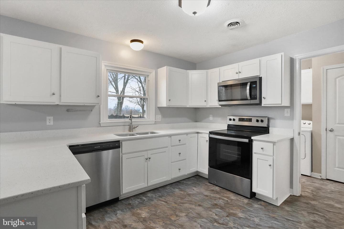 5083 Barley Drive photo 5