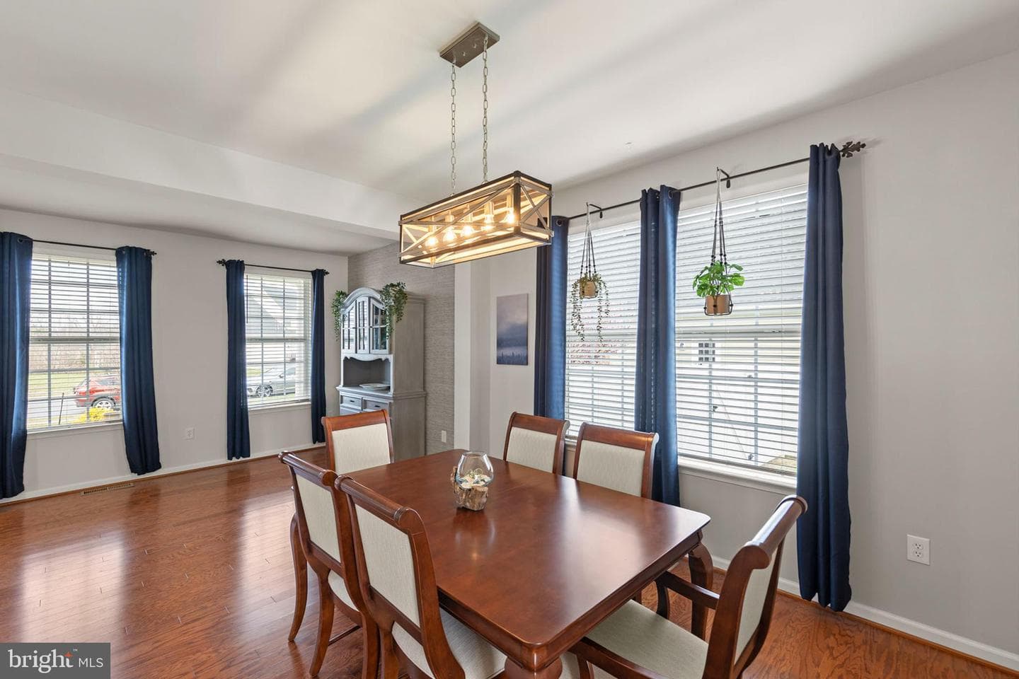 122 Vincent Drive photo 13
