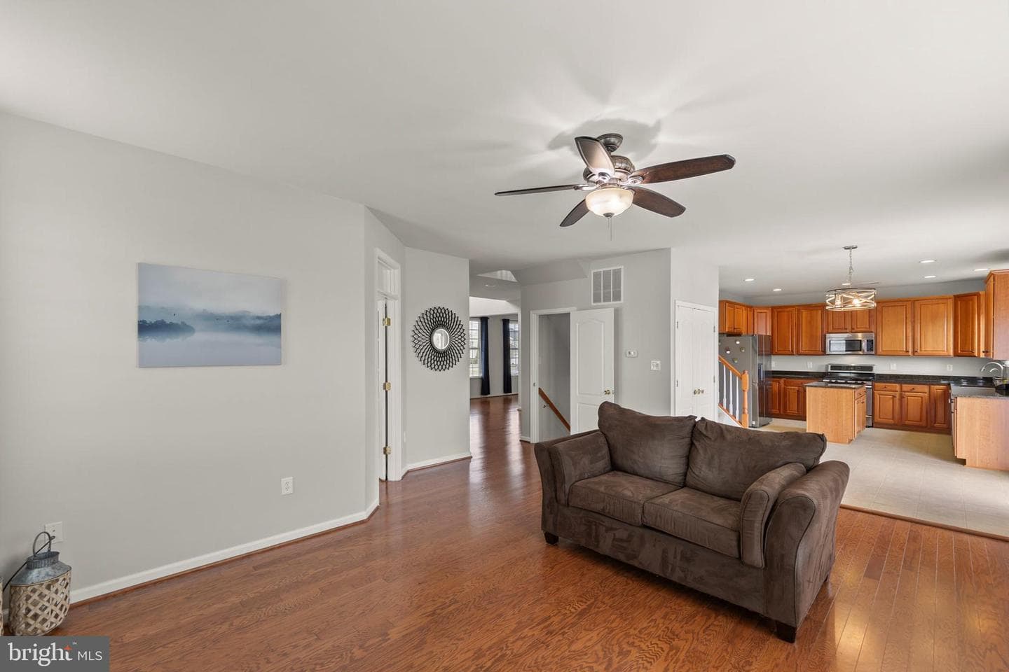 122 Vincent Drive photo 24