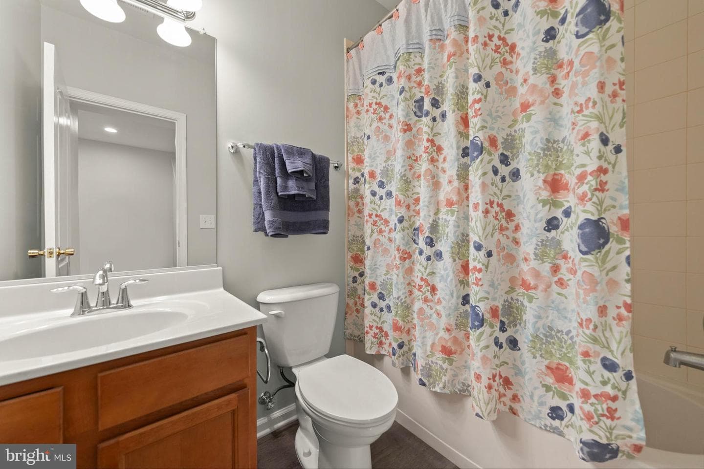 122 Vincent Drive photo 52