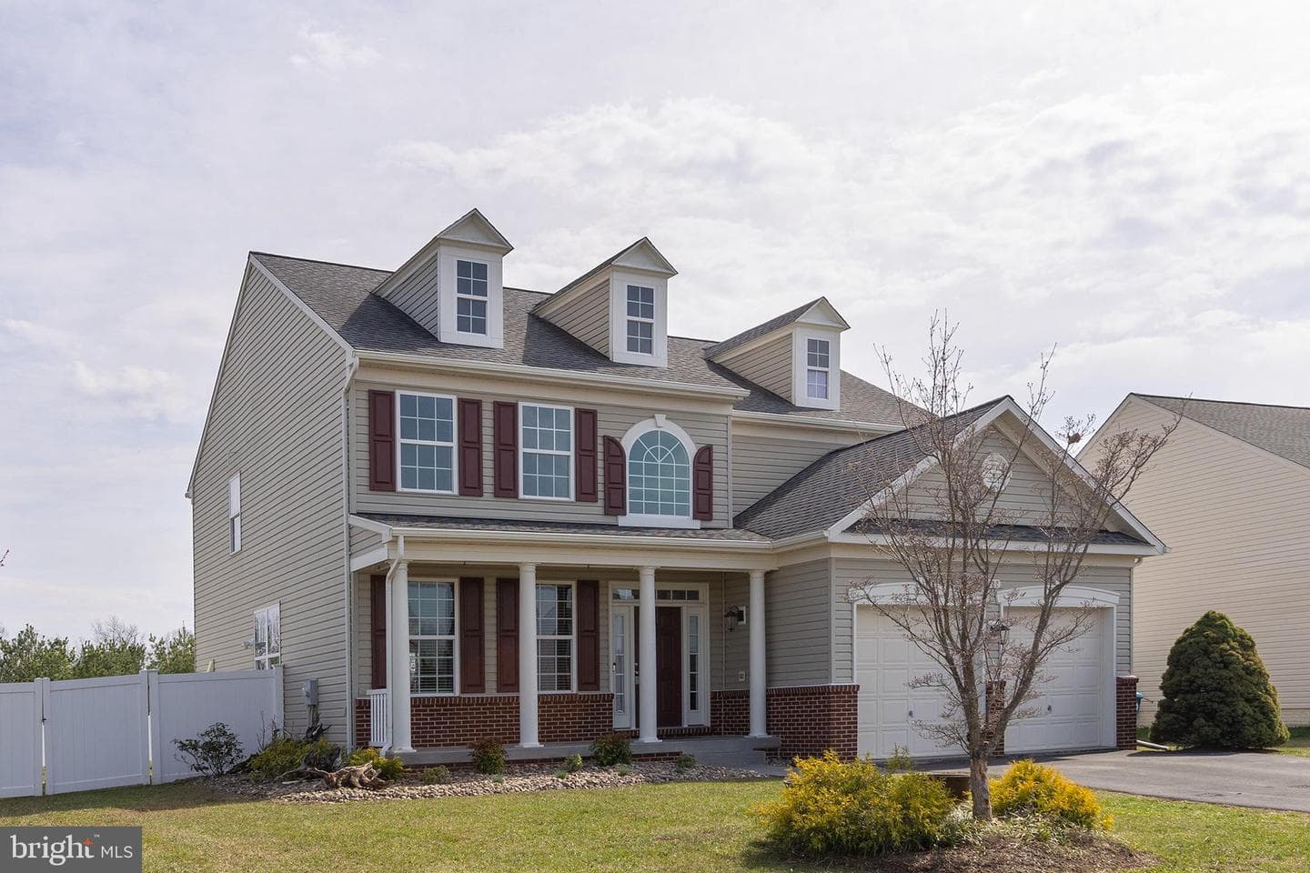 122 Vincent Drive photo 60