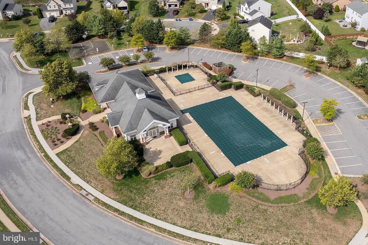 122 Vincent Drive photo 63