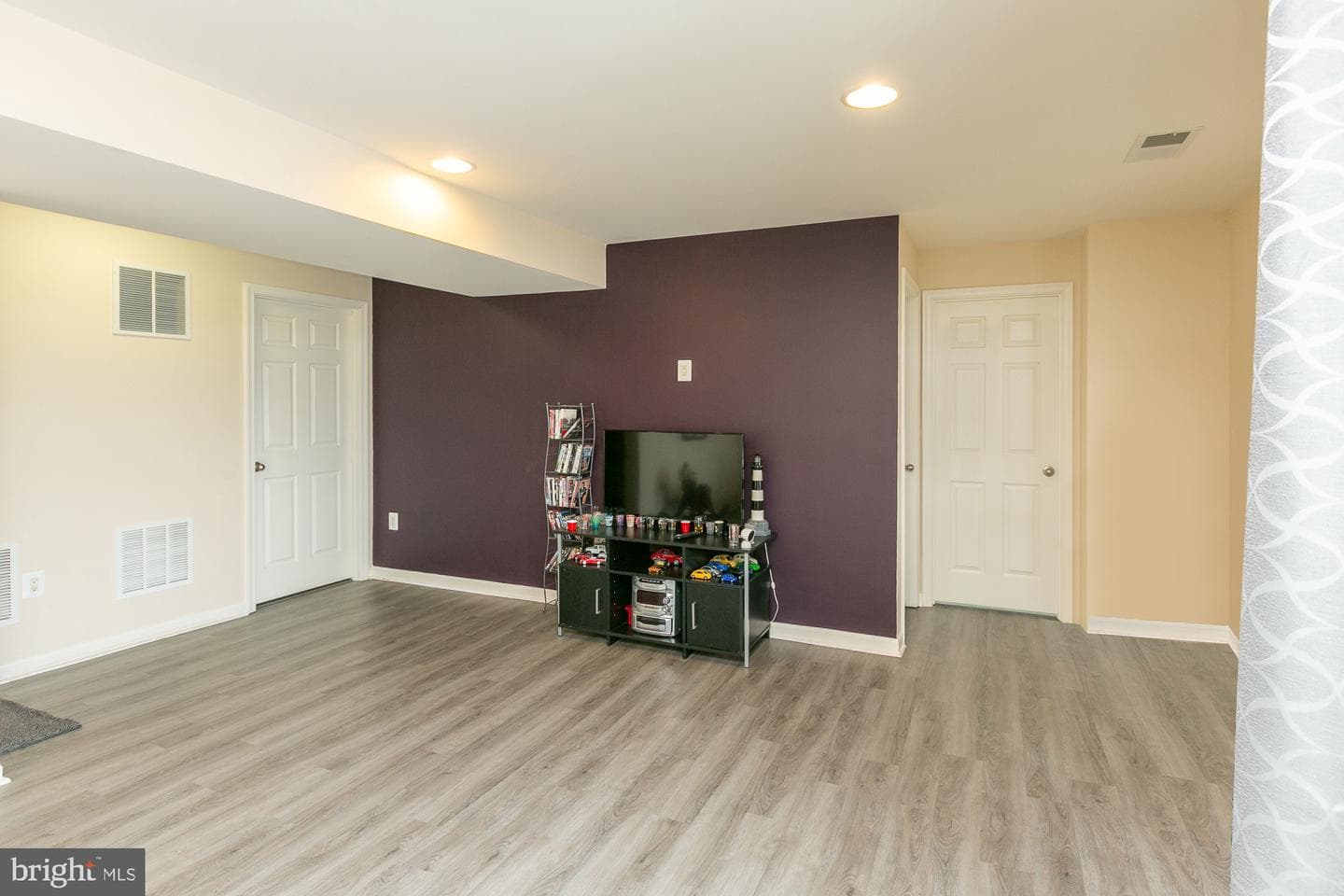 224 Morlyn Drive photo 60