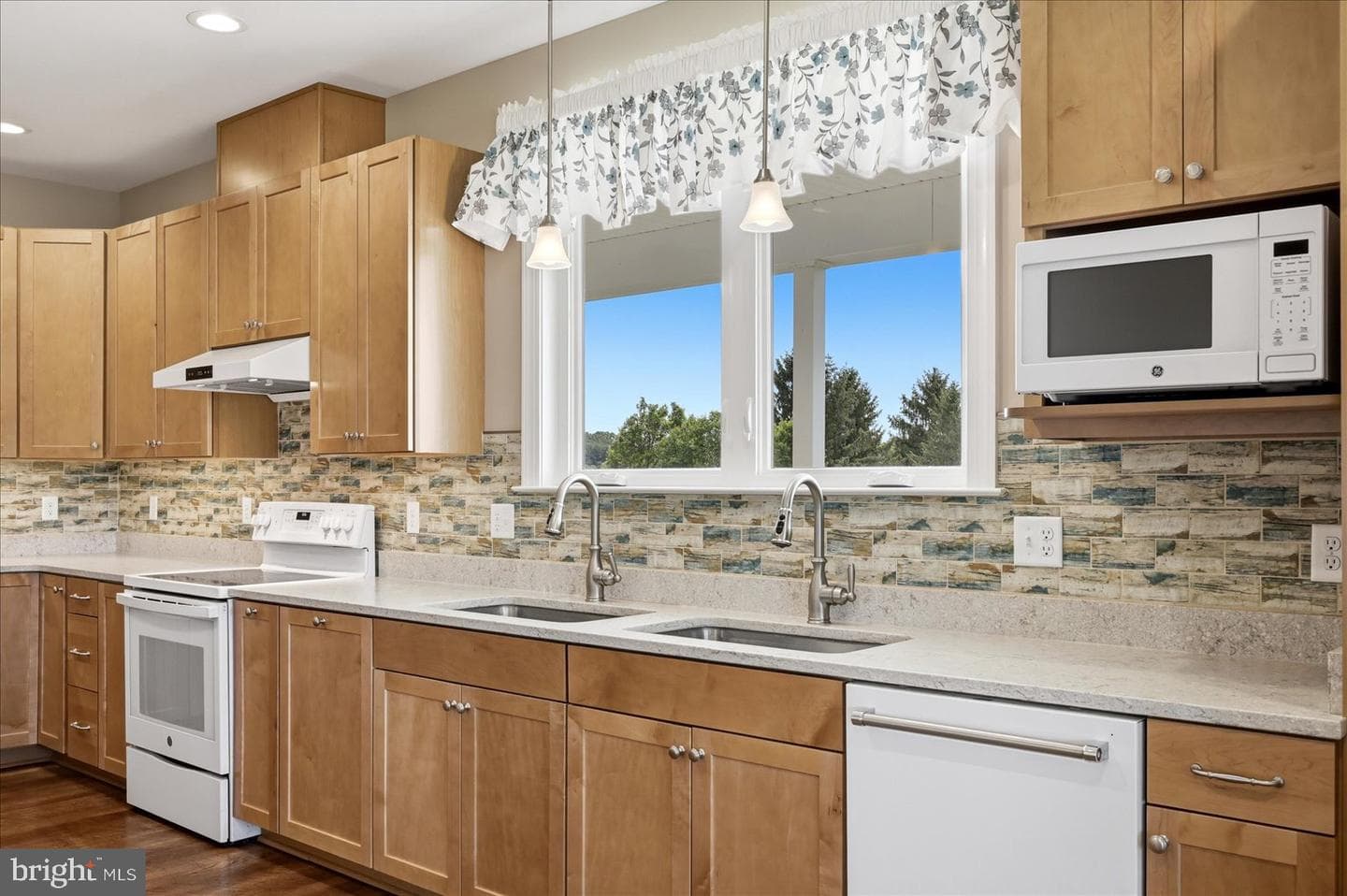 199 Laurel Grove Road photo 22