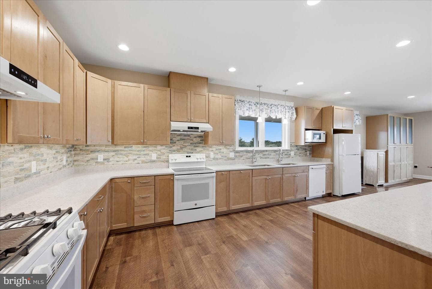 199 Laurel Grove Road photo 25