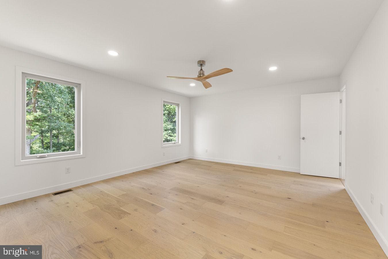 201 Nathaniel Drive photo 21
