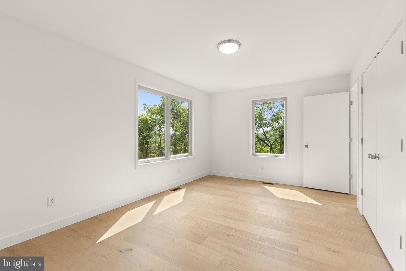 201 Nathaniel Drive photo 30