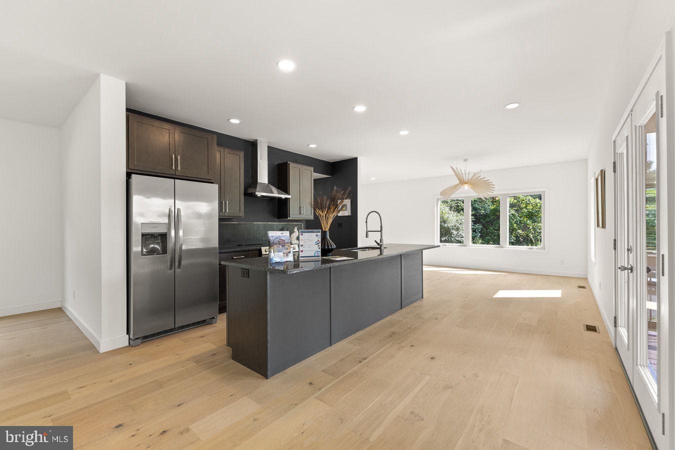 201 Nathaniel Drive photo 6