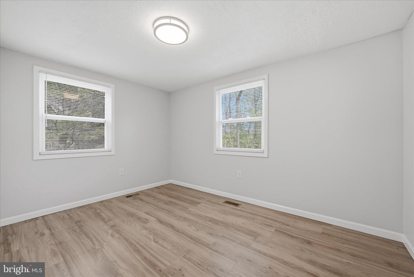 105 Buckskin Trail photo 30