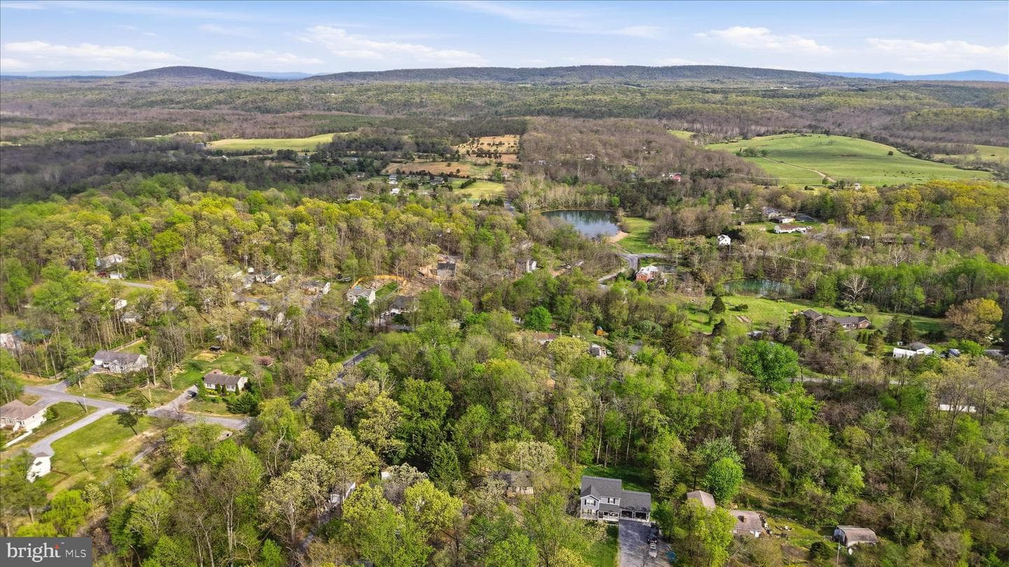 105 Buckskin Trail photo 48