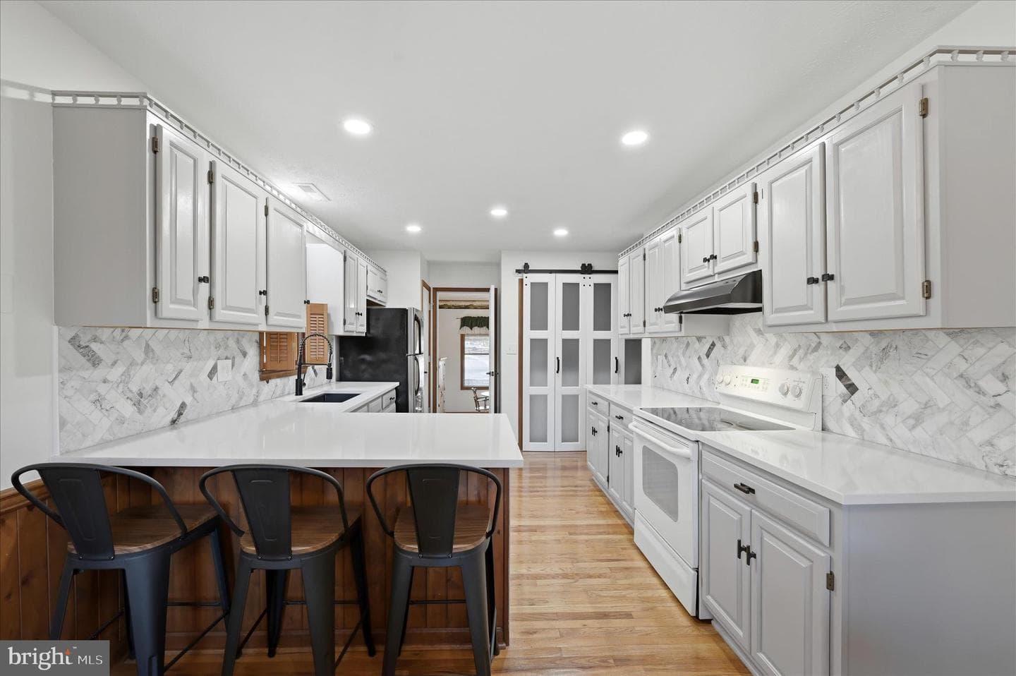 110 Crosscreek Lane photo 14