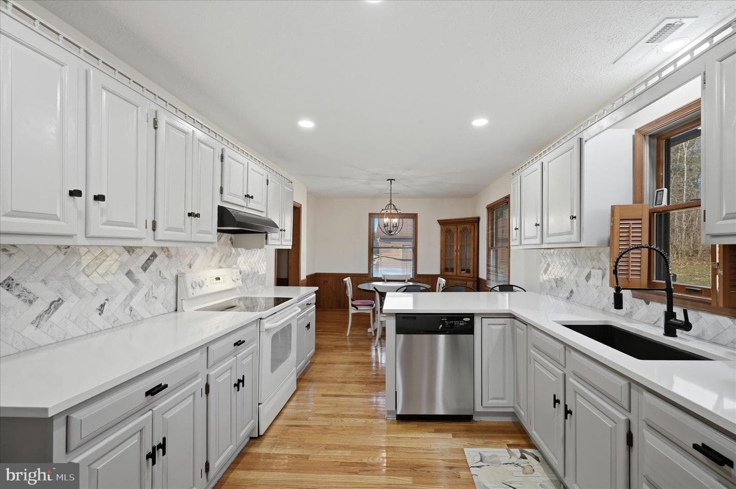 110 Crosscreek Lane photo 15