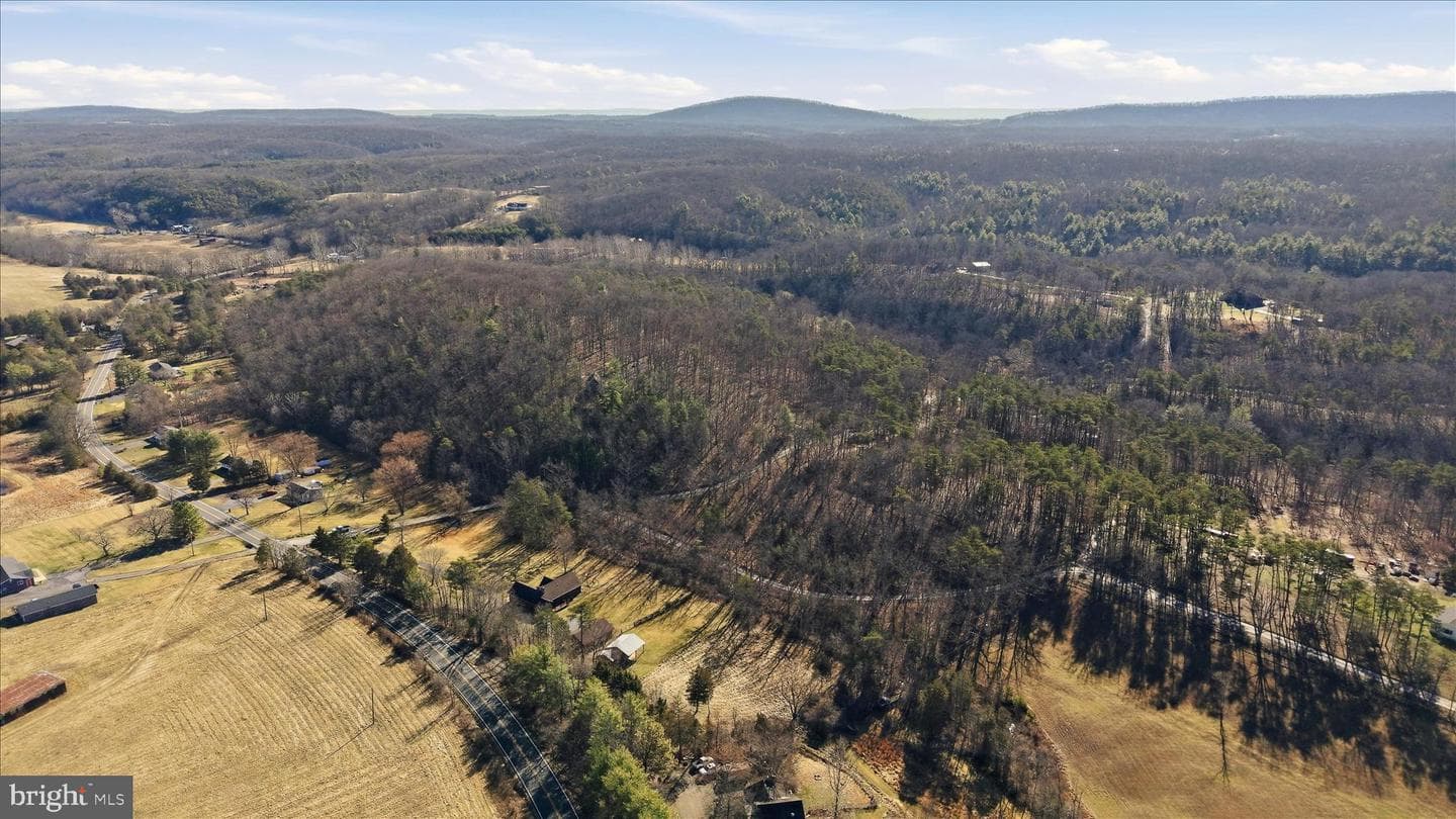 110 Crosscreek Lane photo 56