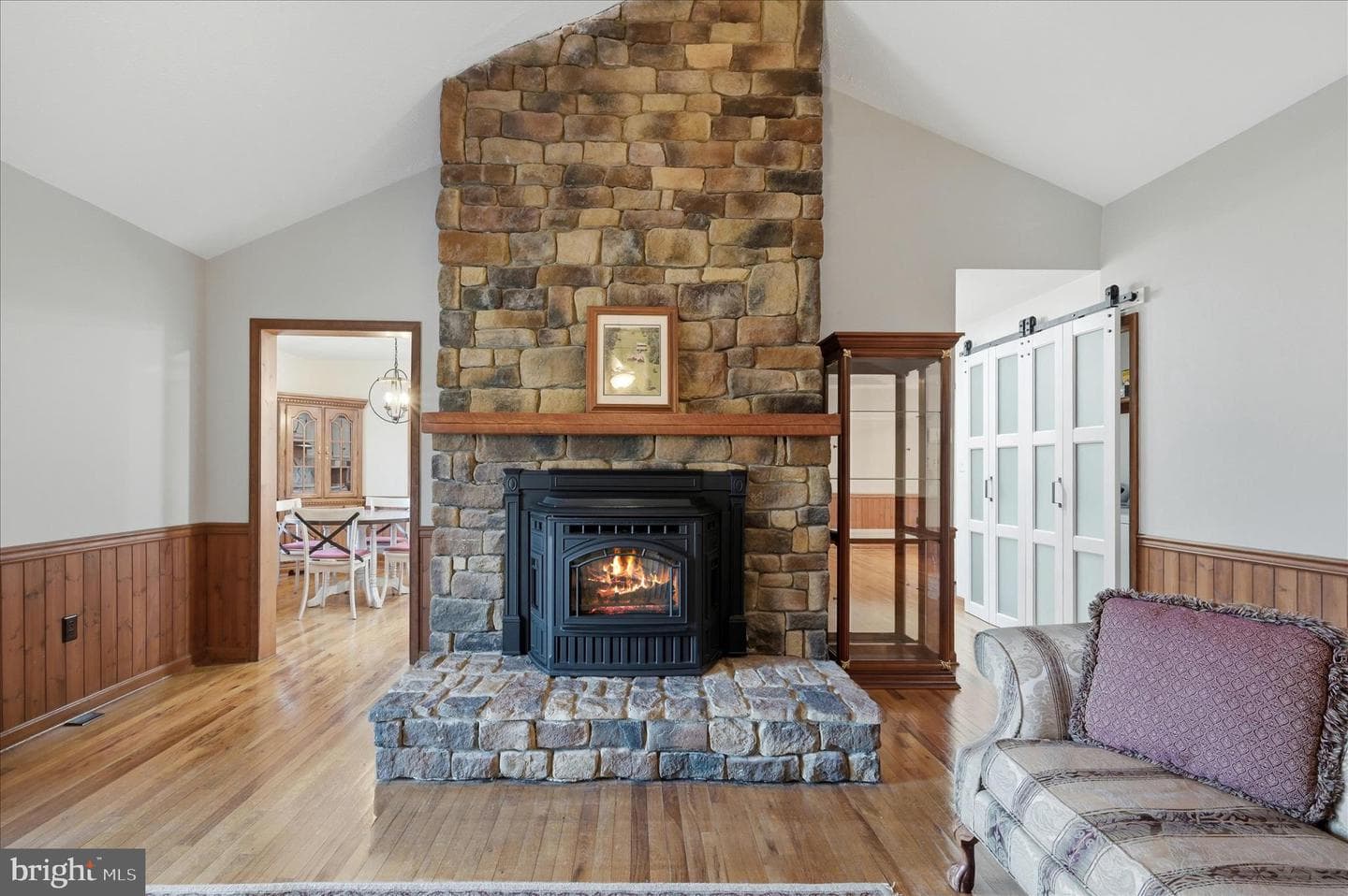 110 Crosscreek Lane photo 9