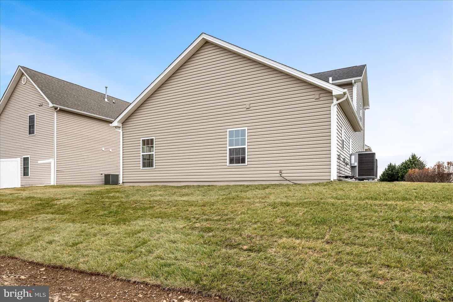 253 Rossmann Blvd photo 45