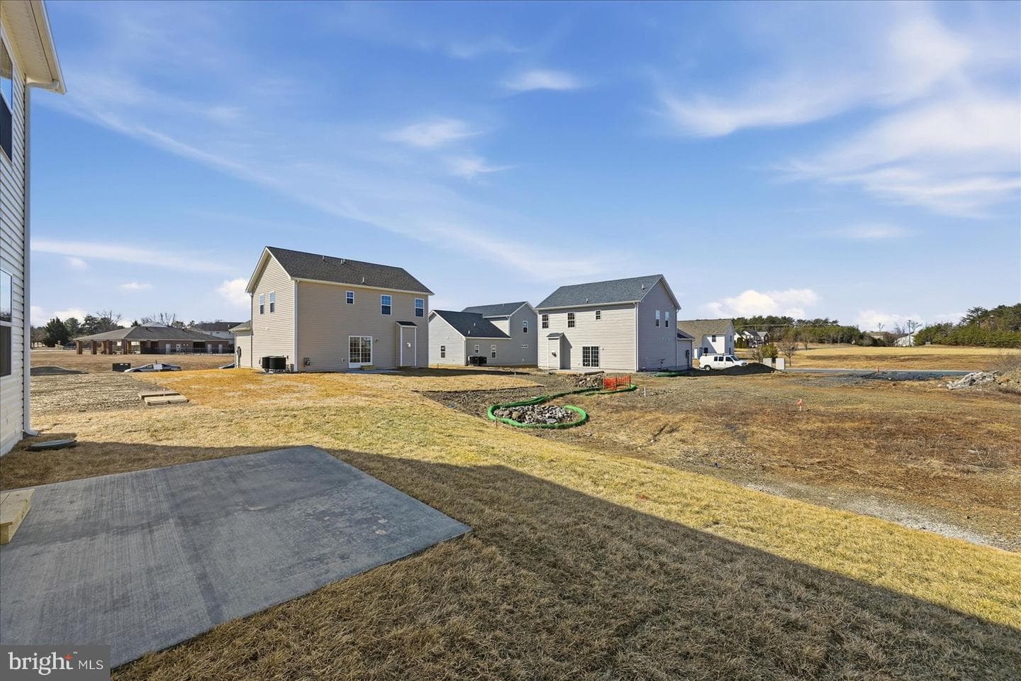 251 Rossmann Blvd photo 48