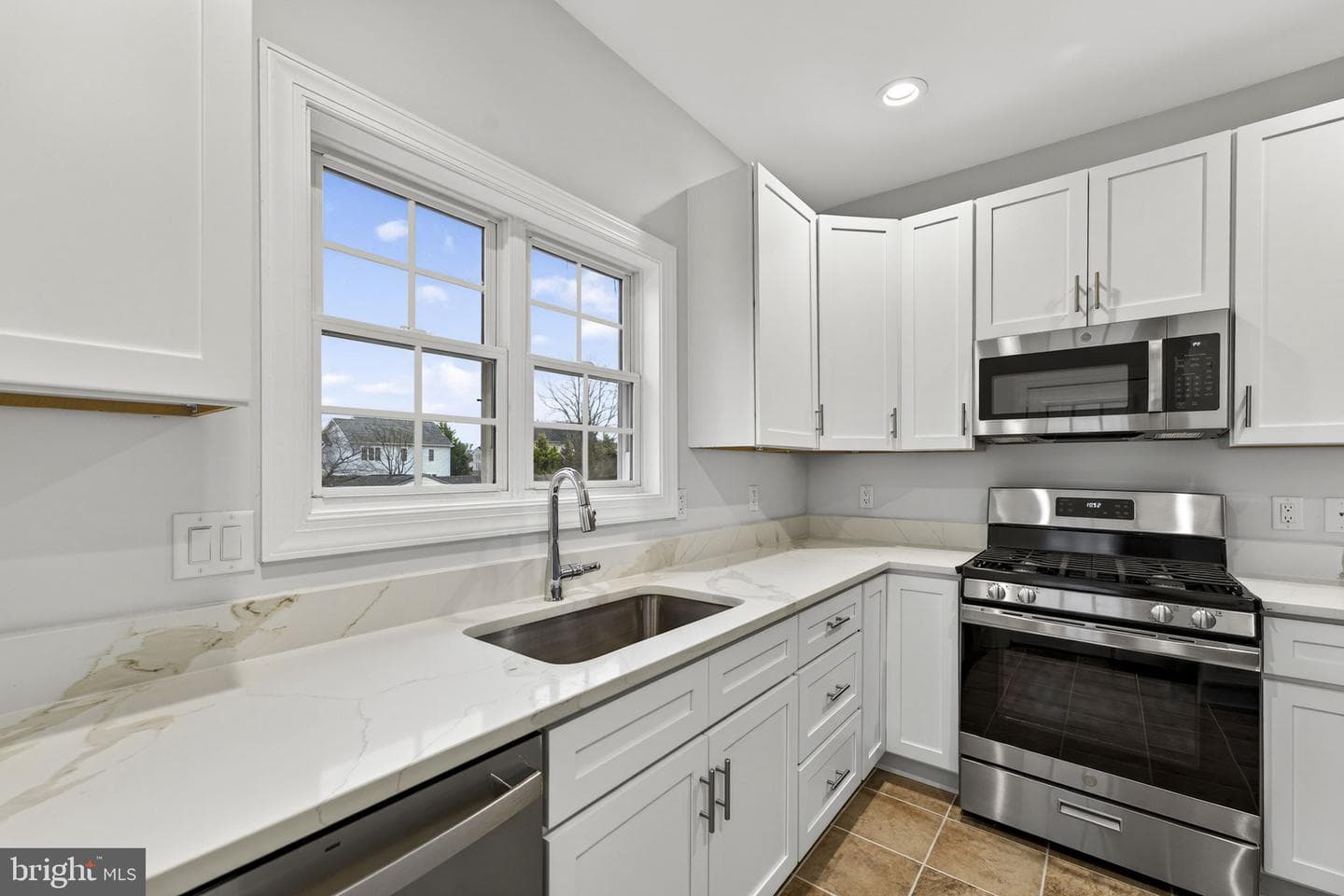 104 Jutland Court photo 21