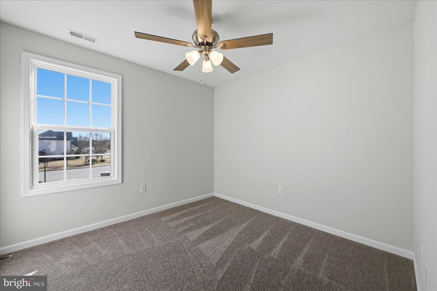 619 Farmington Boulevard photo 37