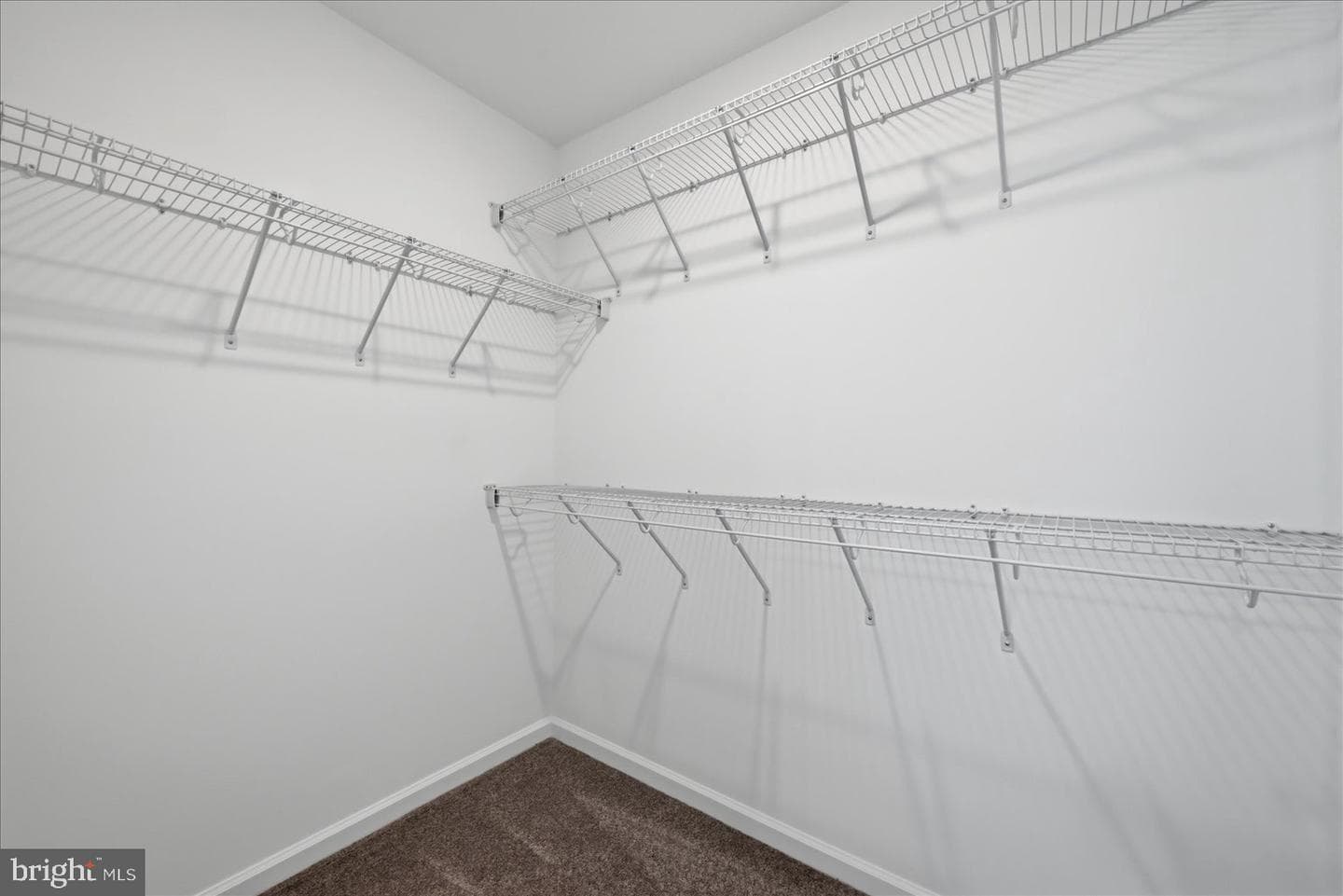 102 Brockham Court photo 36
