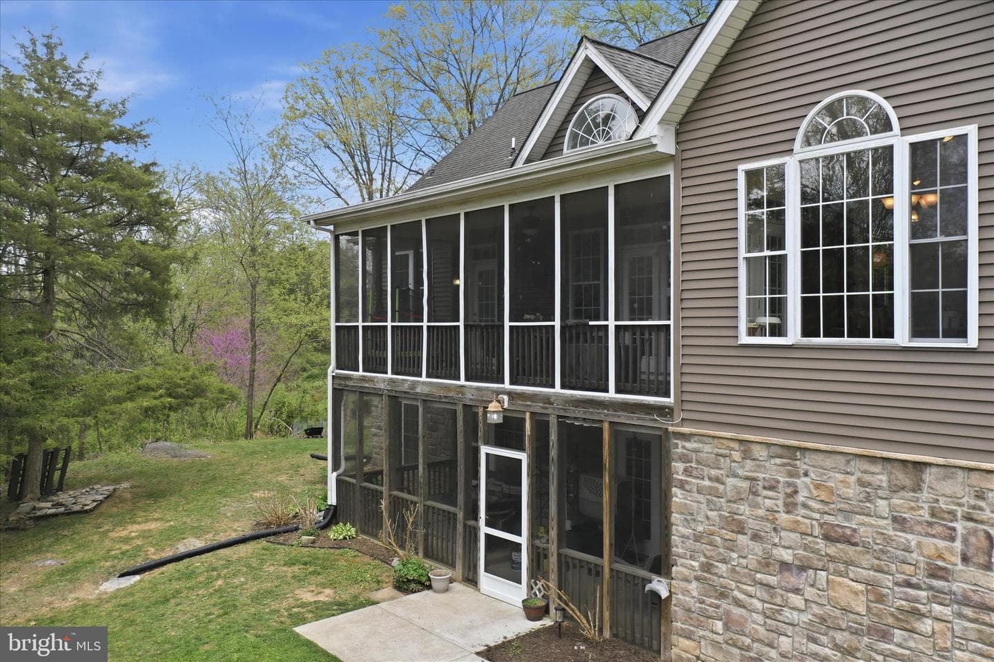 201 Liberty Lane photo 37