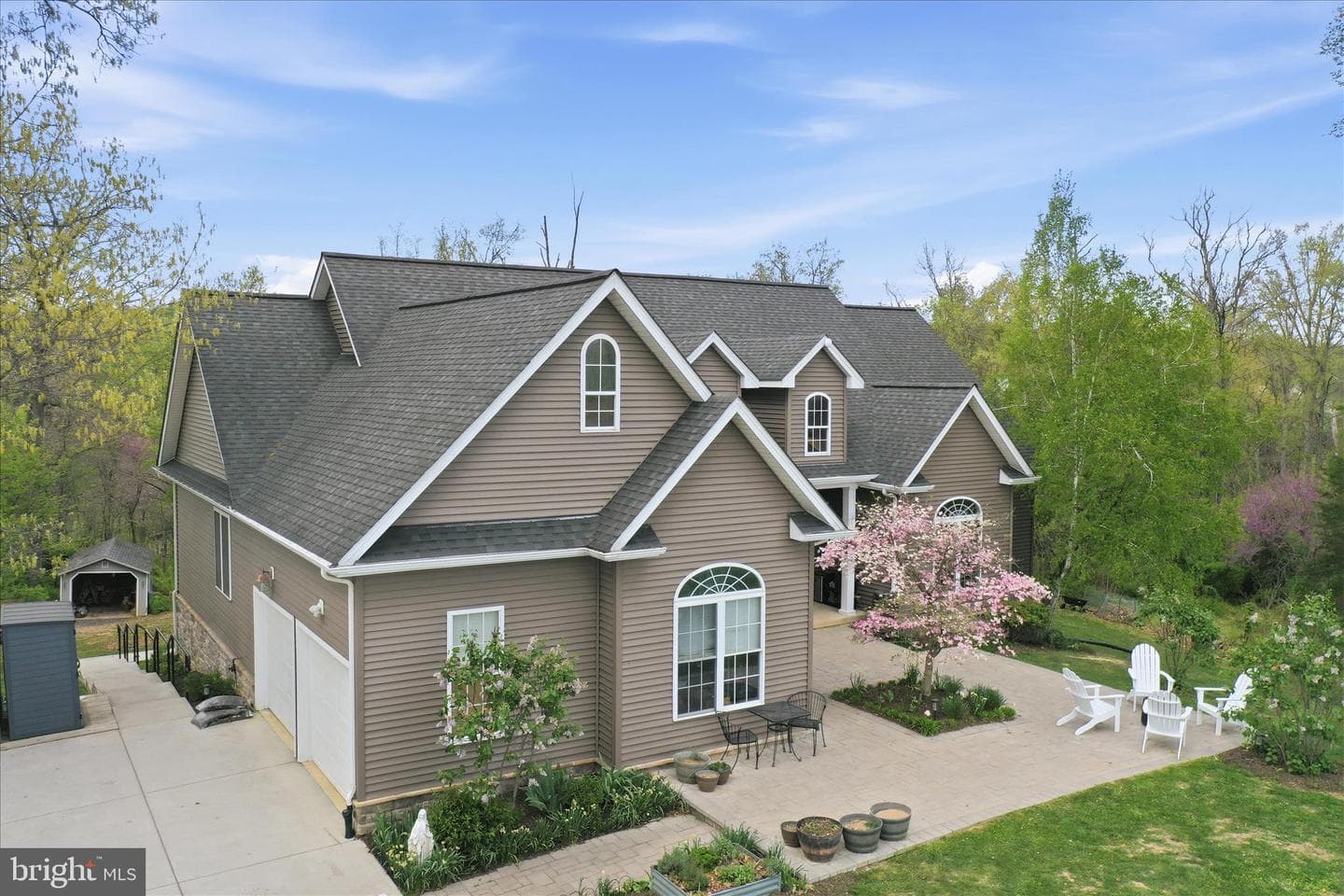 201 Liberty Lane photo 4