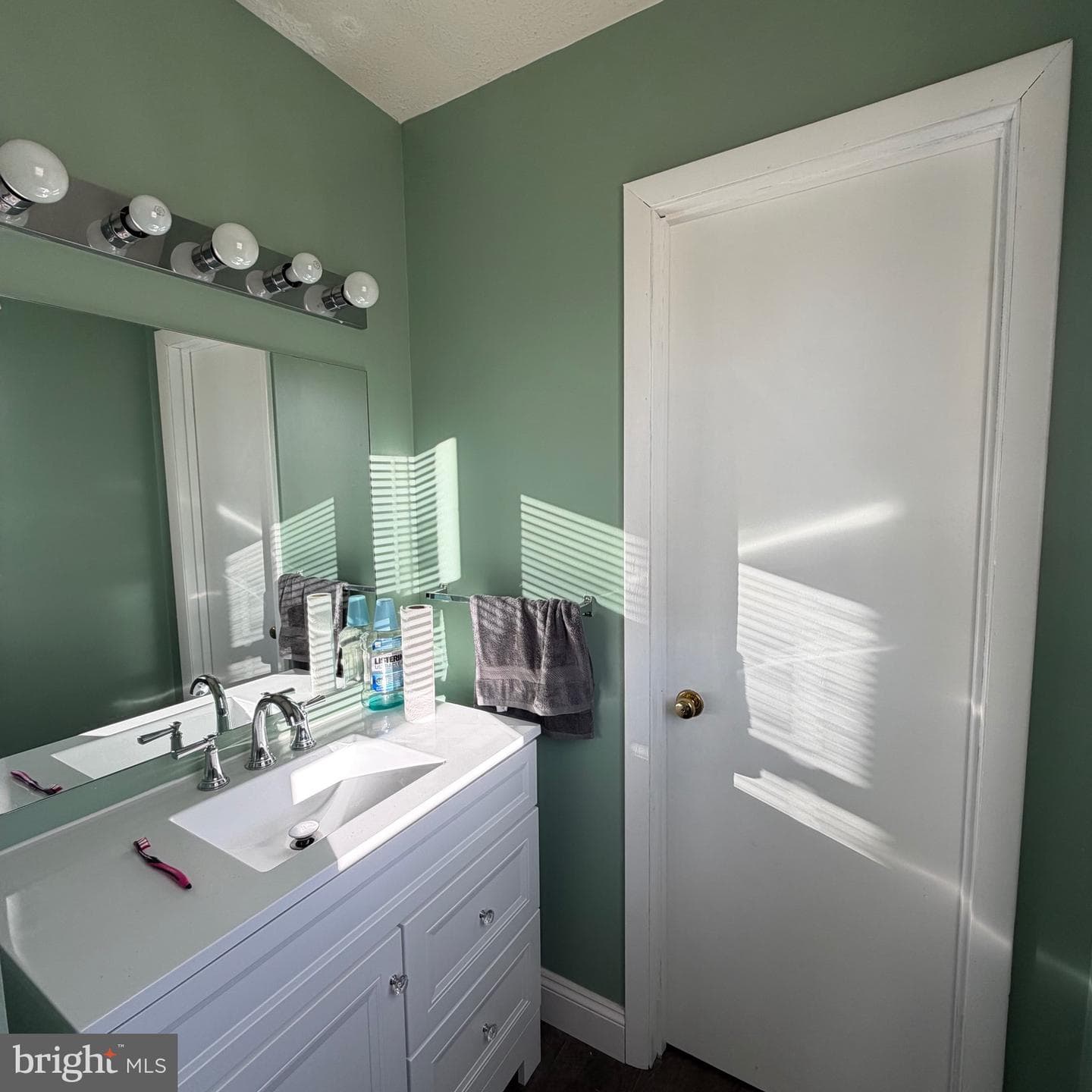 209 Somerset Drive photo 10