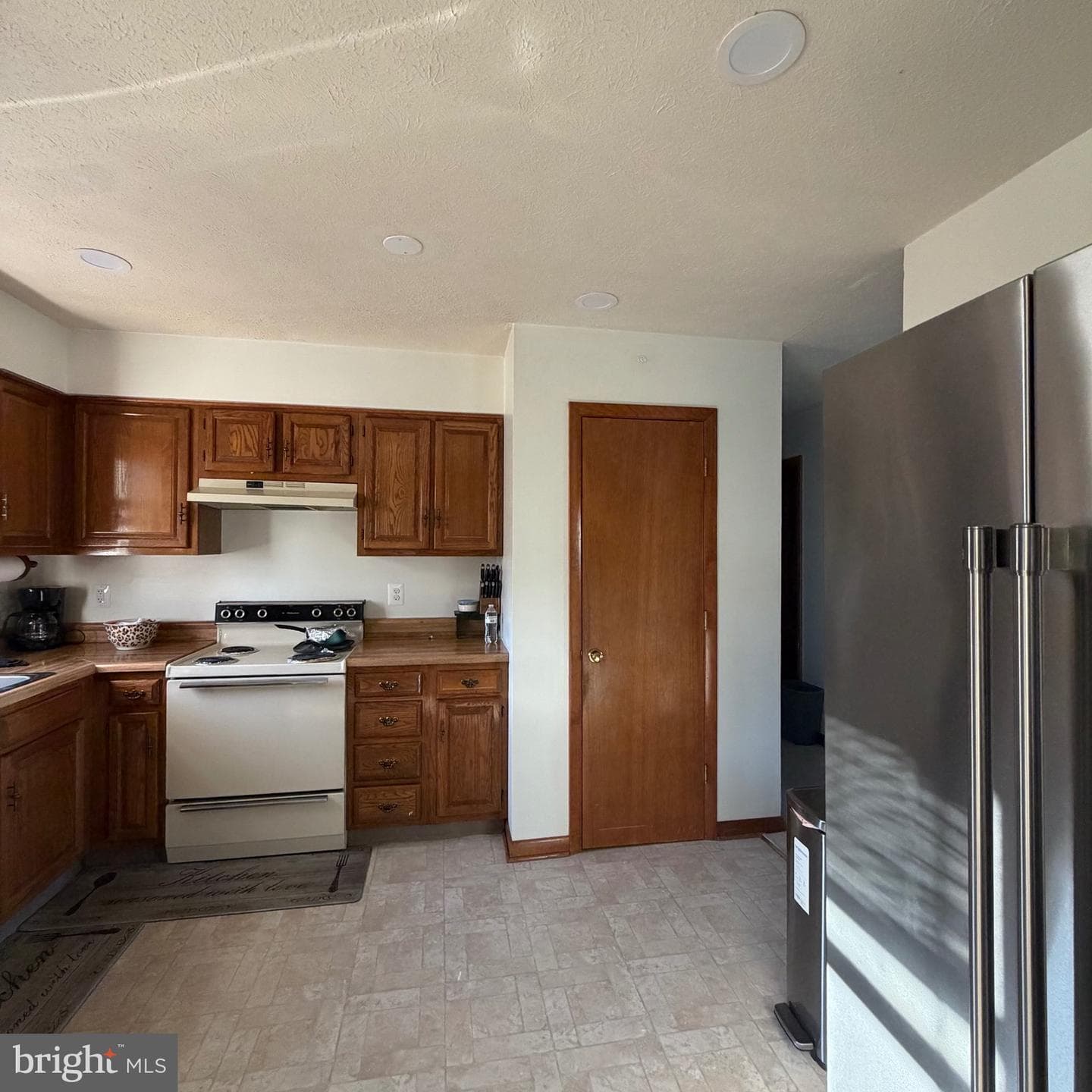 209 Somerset Drive photo 4