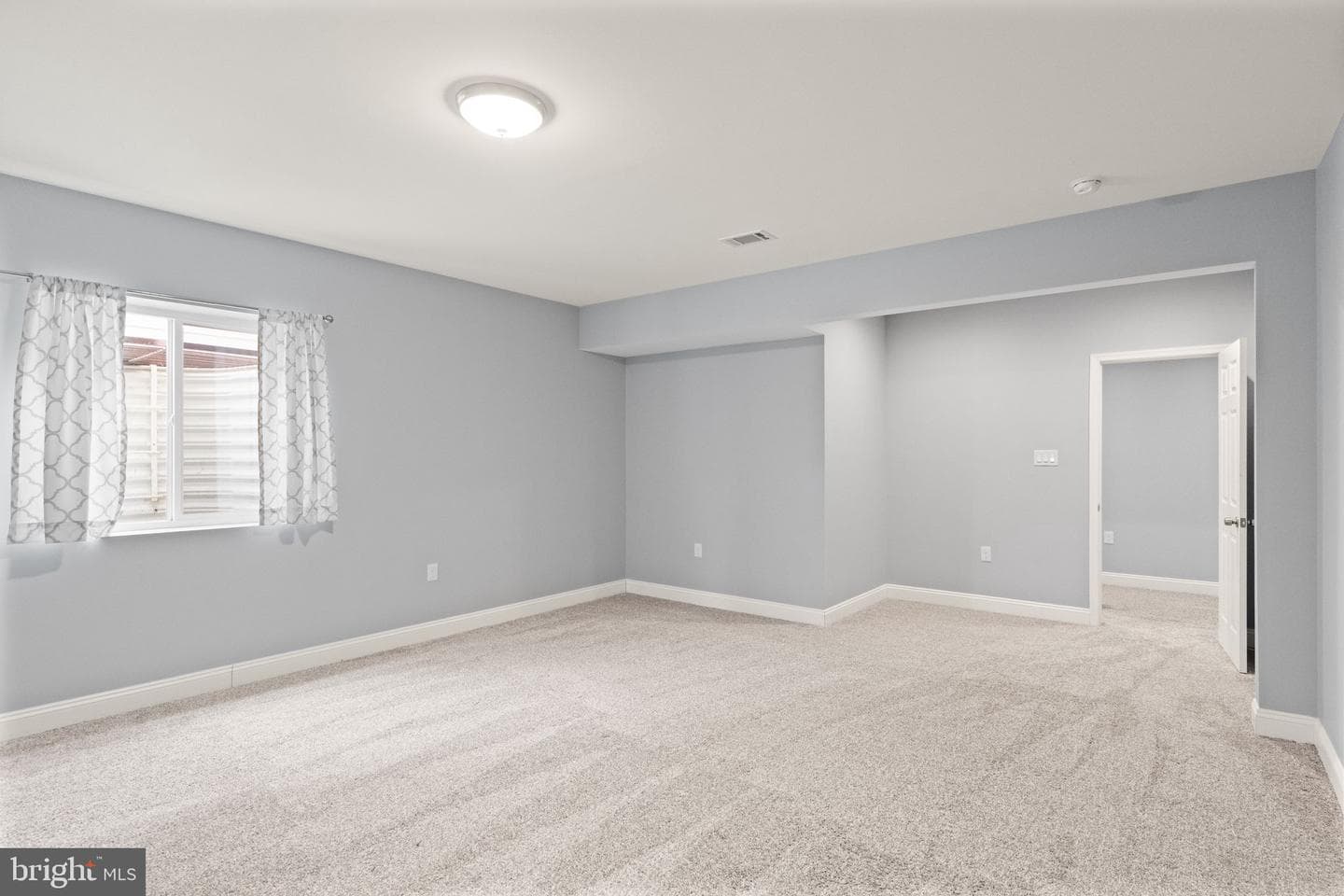 103 Cloak Lane photo 60