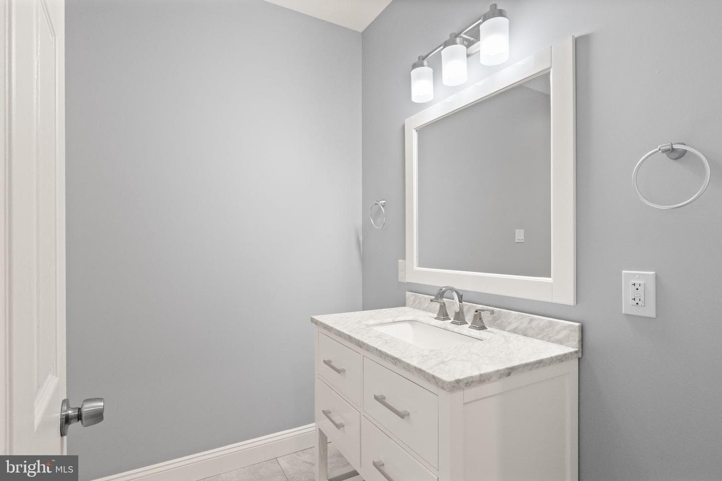103 Cloak Lane photo 61