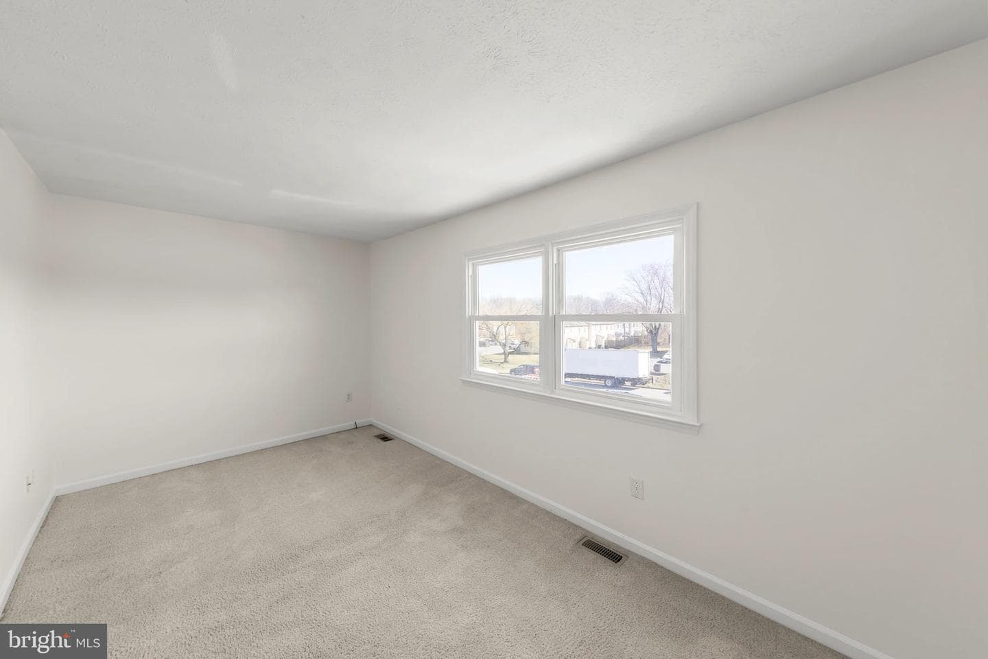 109 Ash Hollow Drive photo 19