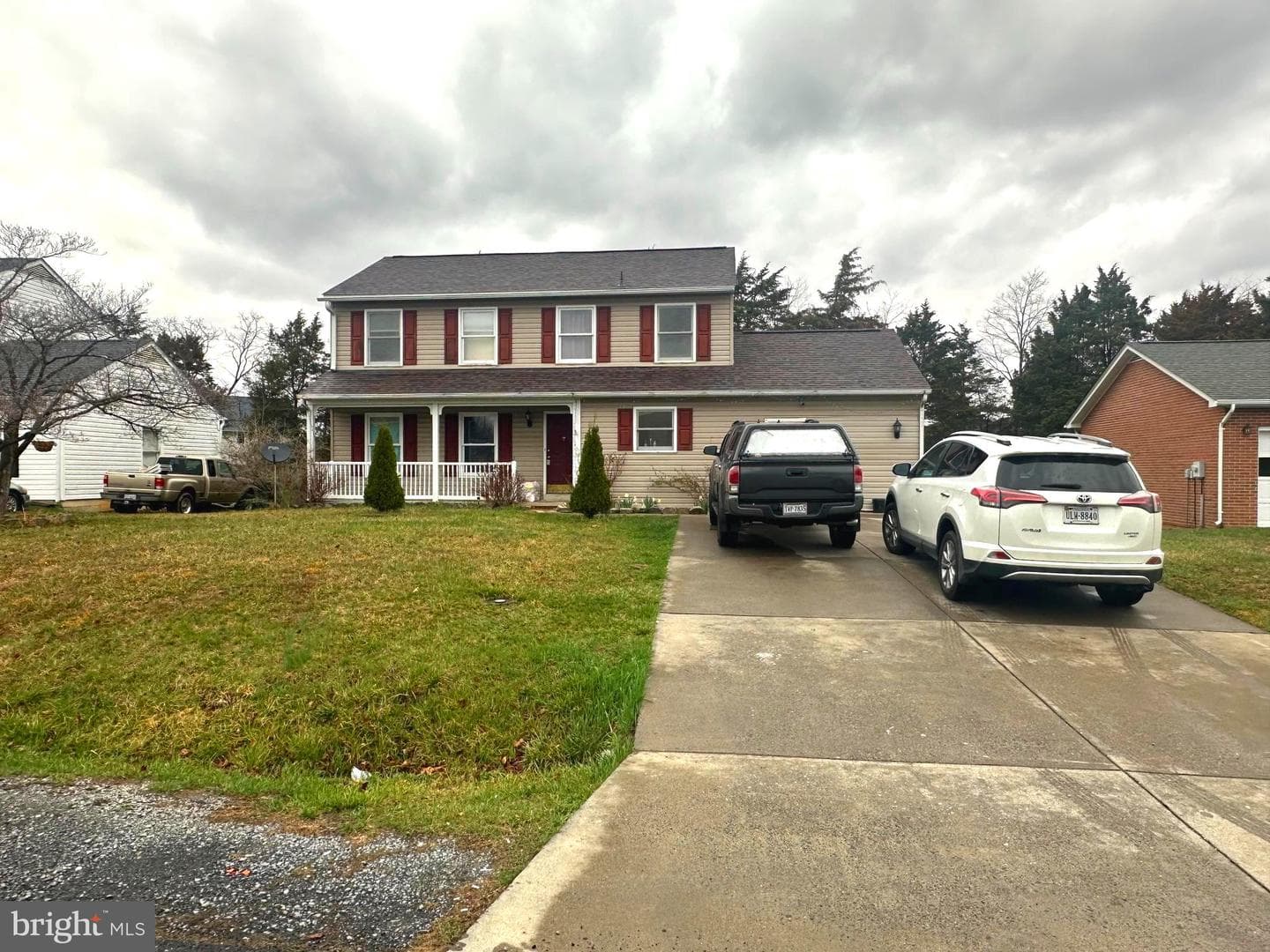 110 Meadowview Court photo 1