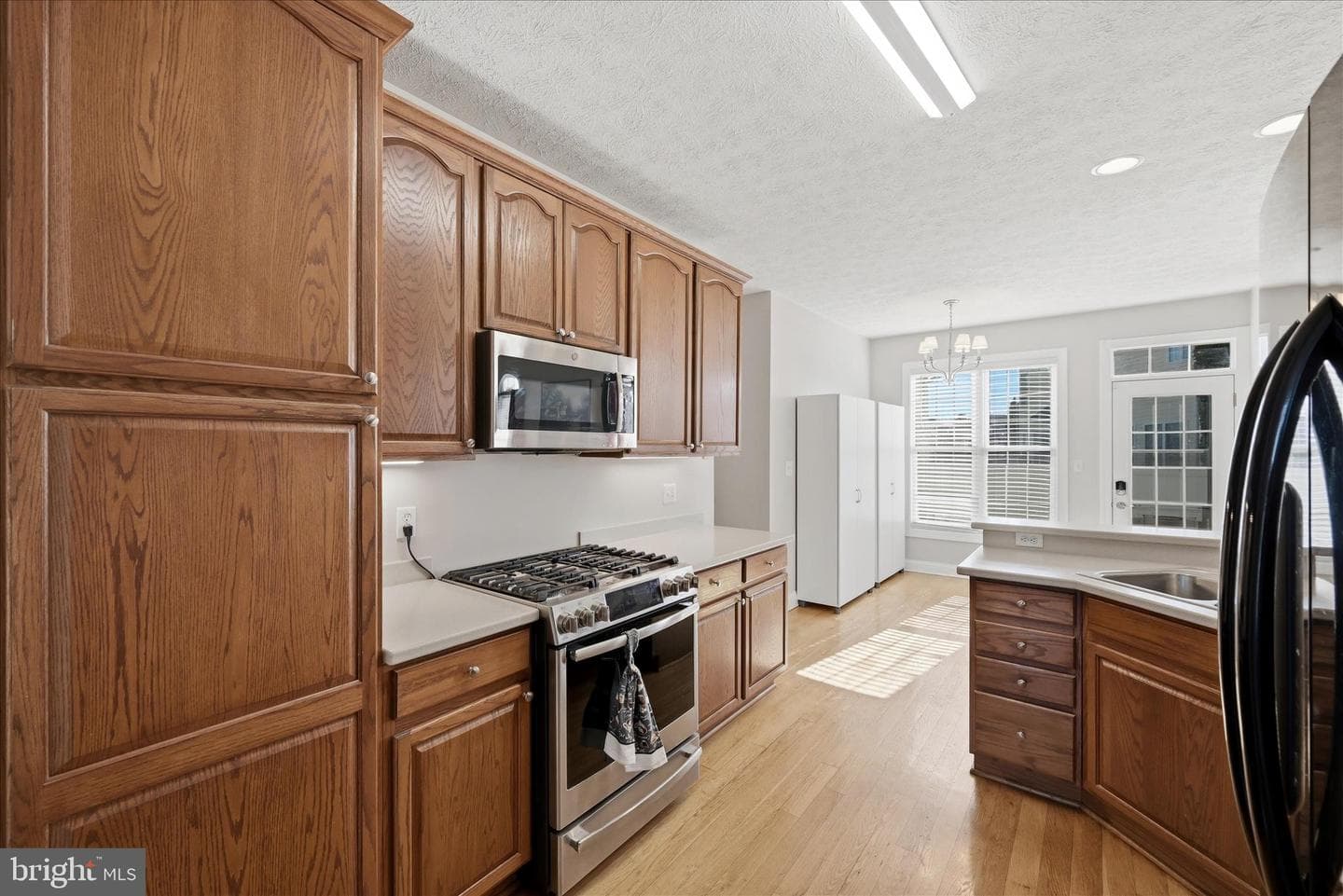 300 Clydesdale Drive photo 21