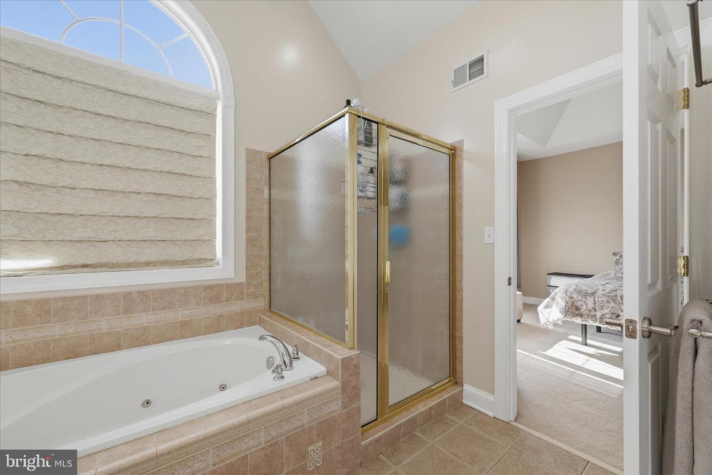 300 Clydesdale Drive photo 37