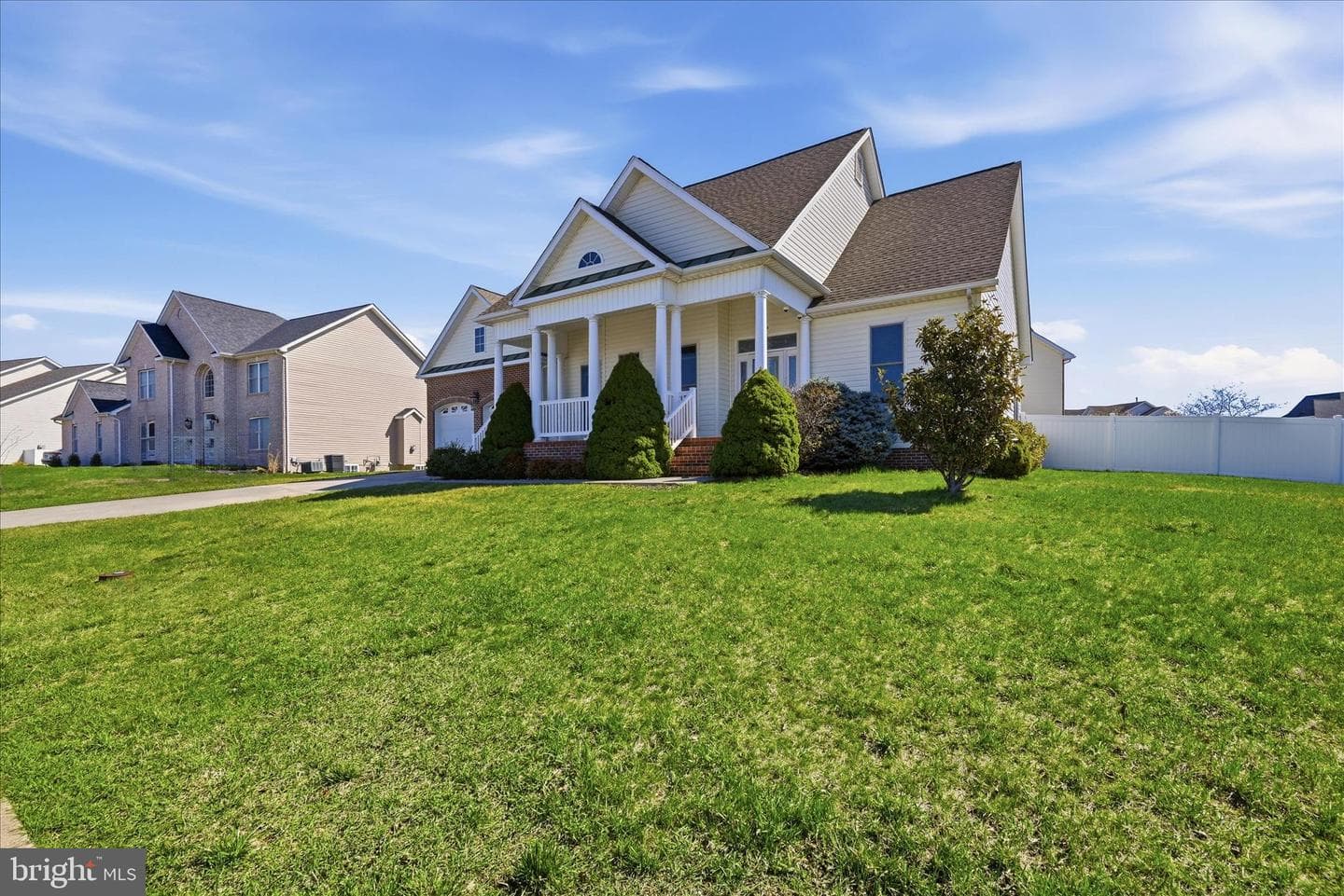 300 Clydesdale Drive photo 5