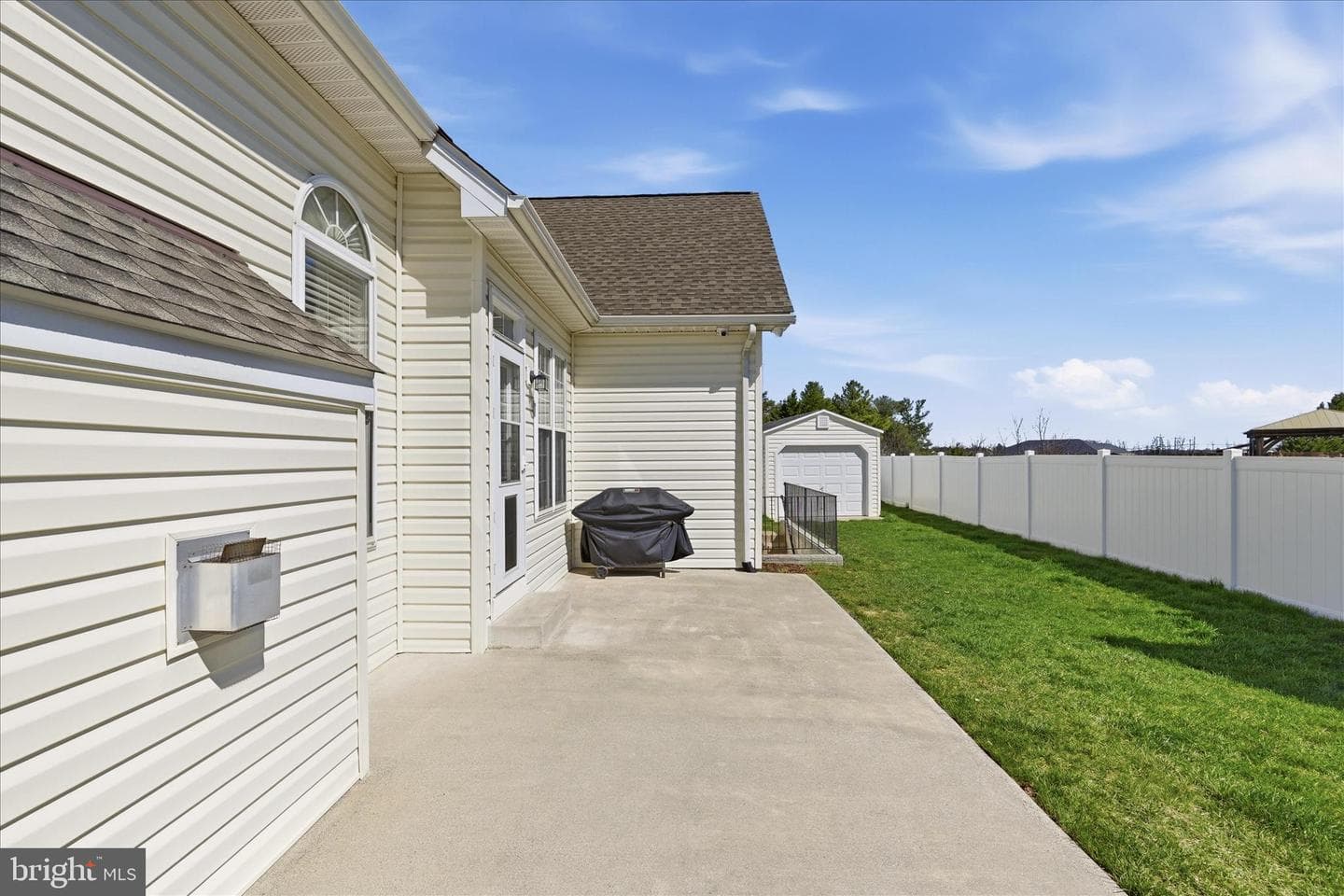 300 Clydesdale Drive photo 60