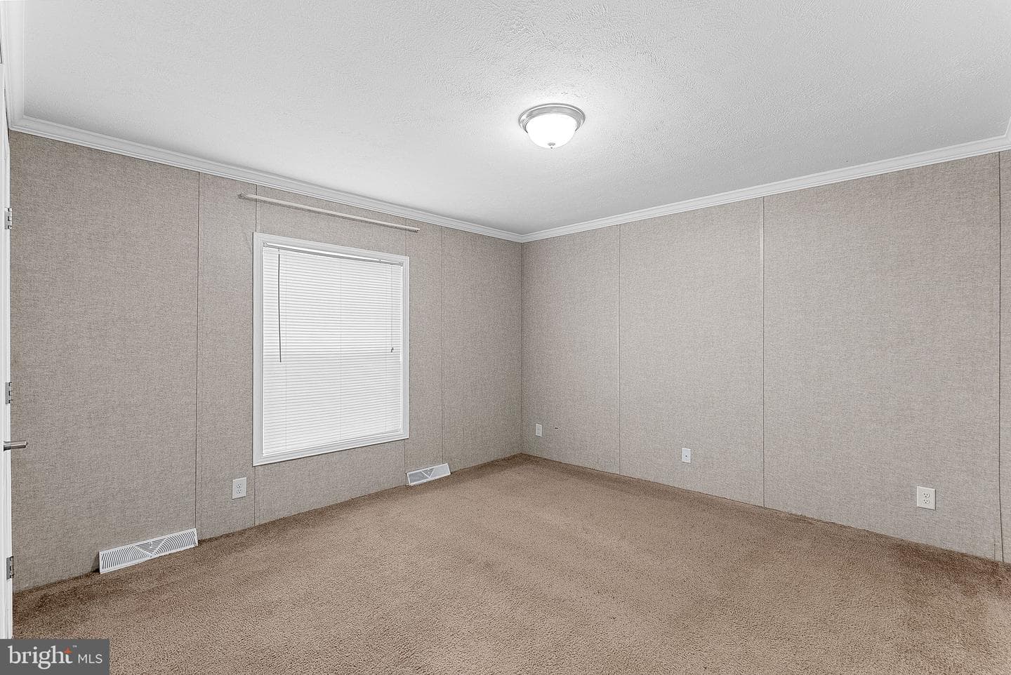 135 Gregory Place photo 20