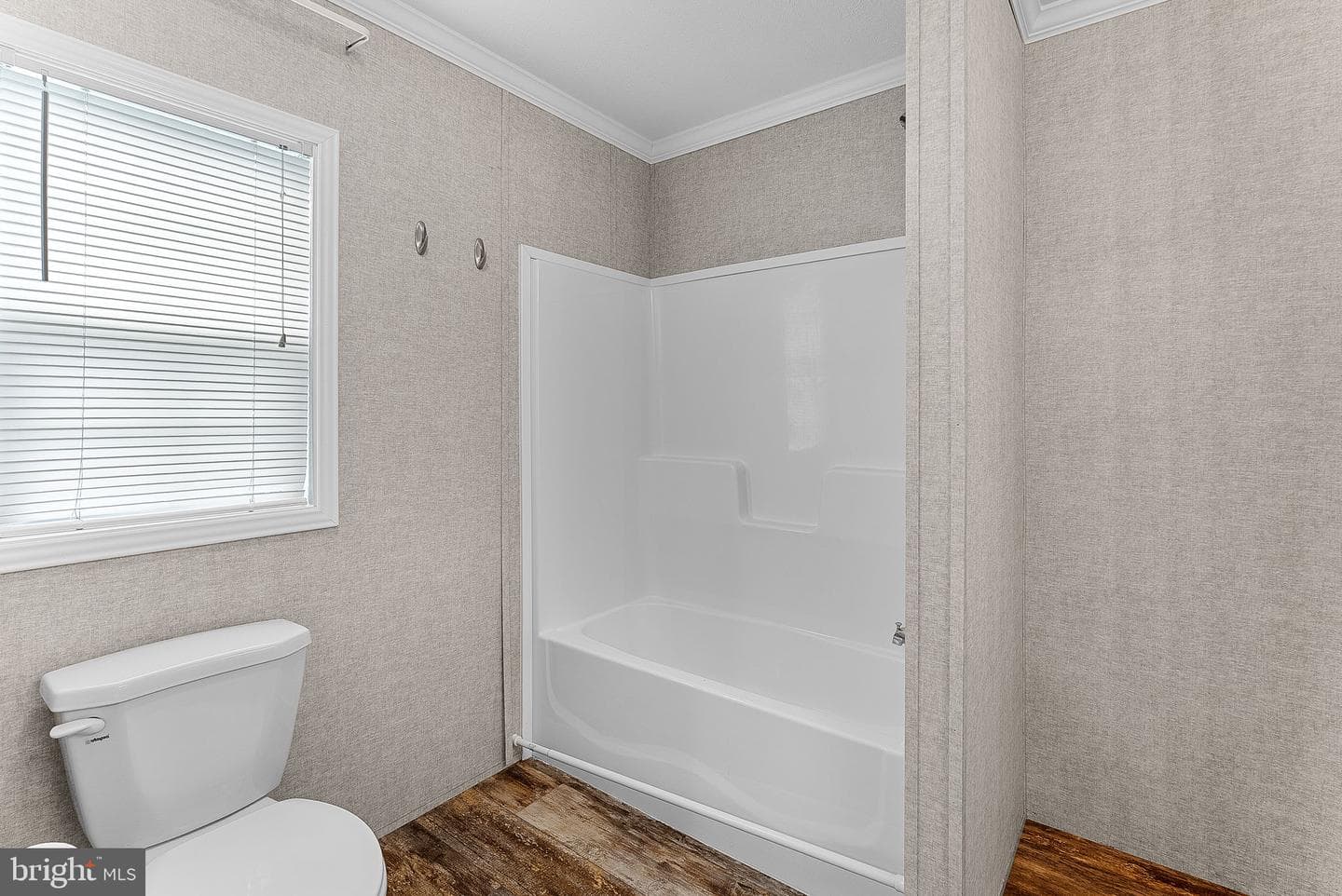 135 Gregory Place photo 23