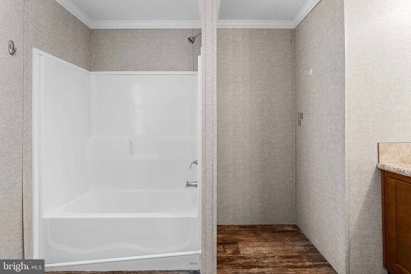 135 Gregory Place photo 24