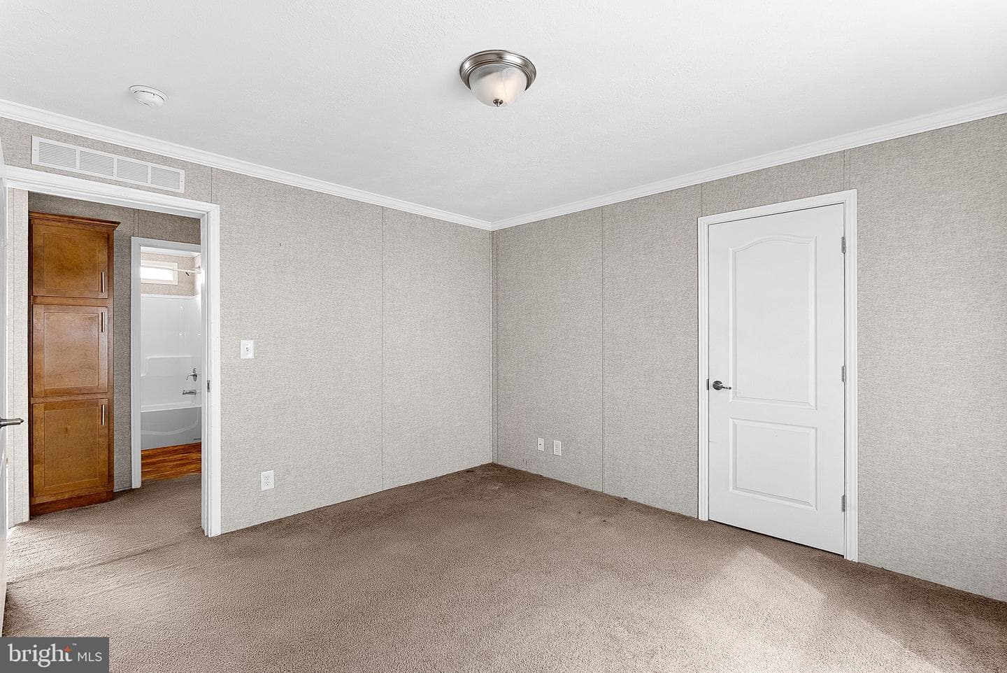 135 Gregory Place photo 31