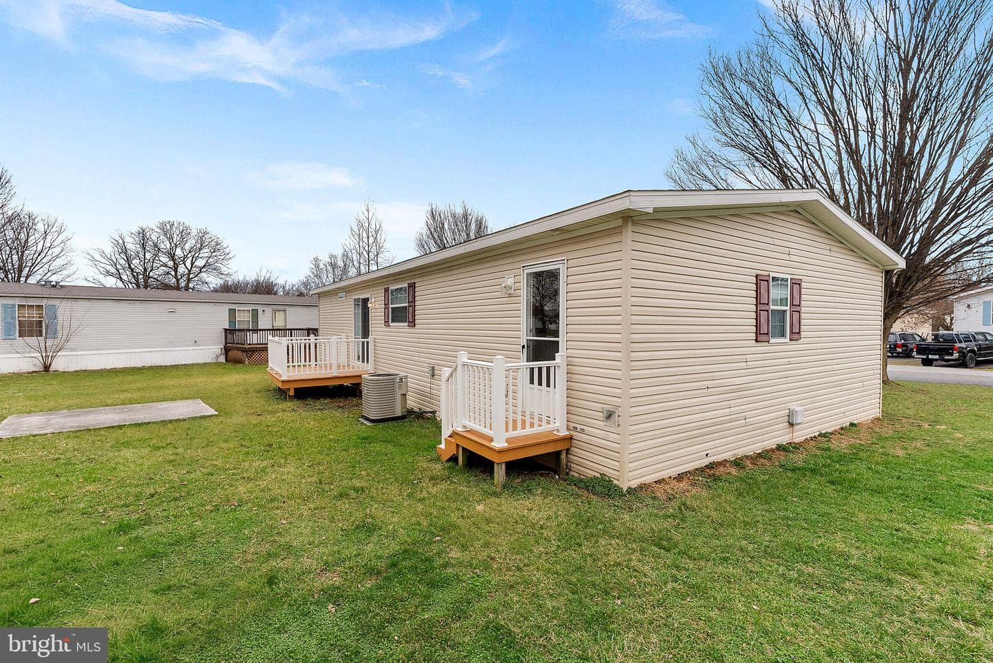 135 Gregory Place photo 37