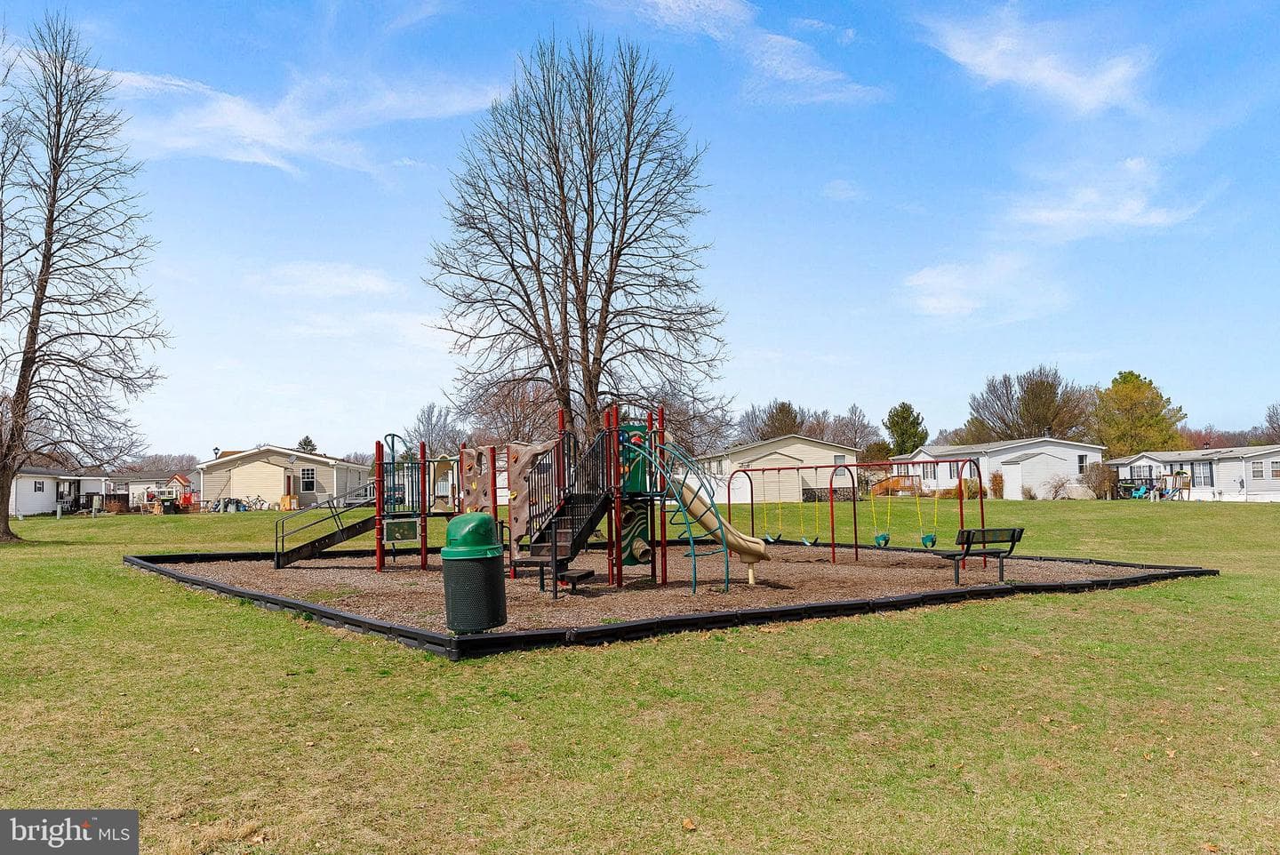 135 Gregory Place photo 43