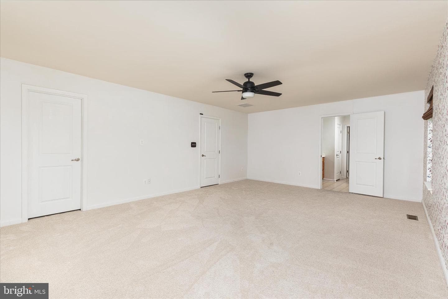 104 Fiesta Drive photo 25