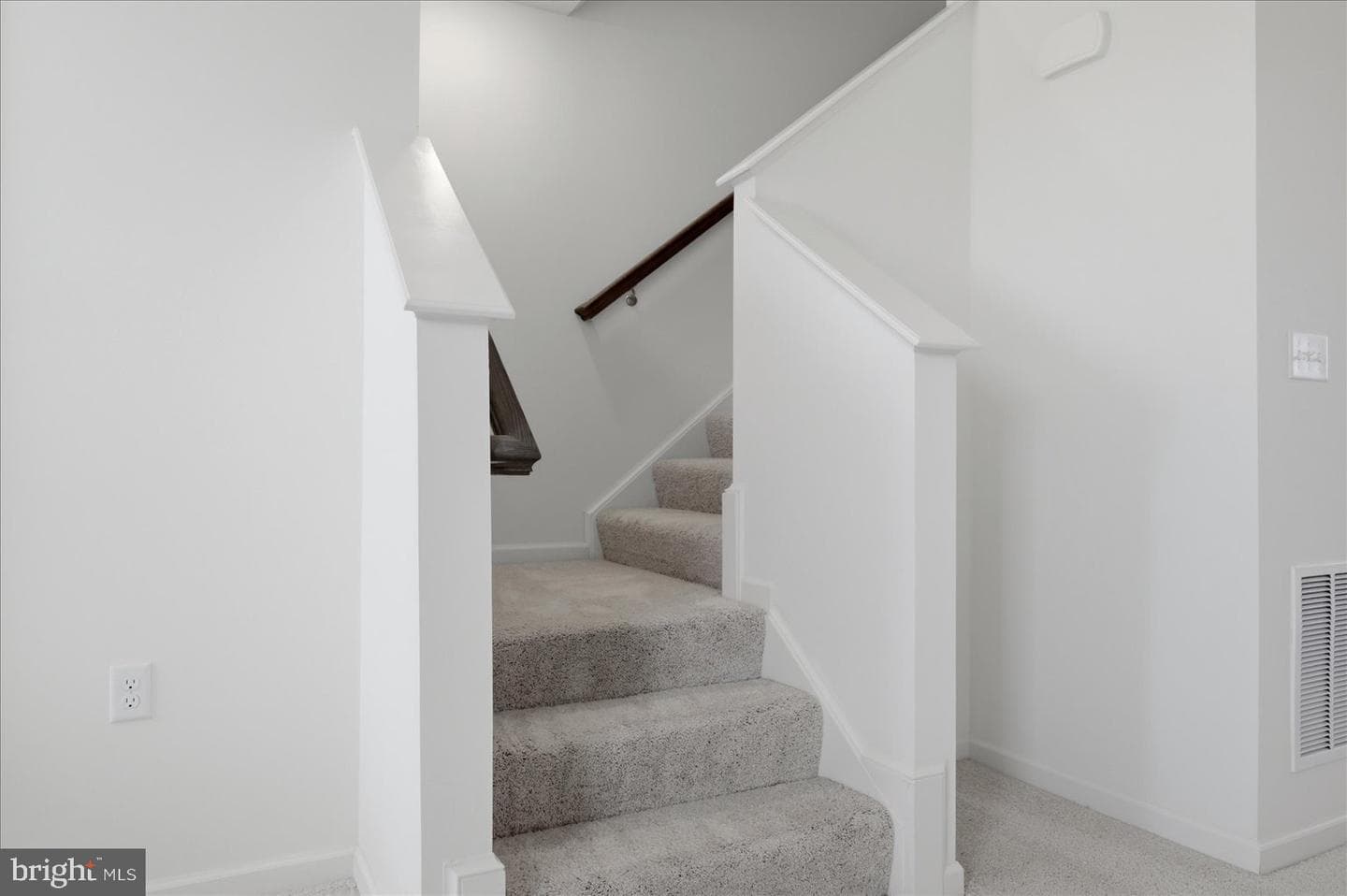 102 Stribling Way photo 22