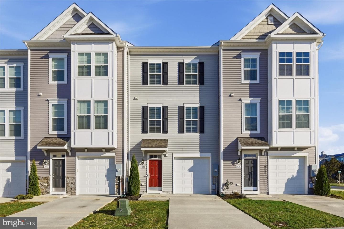 102 Stribling Way photo 5