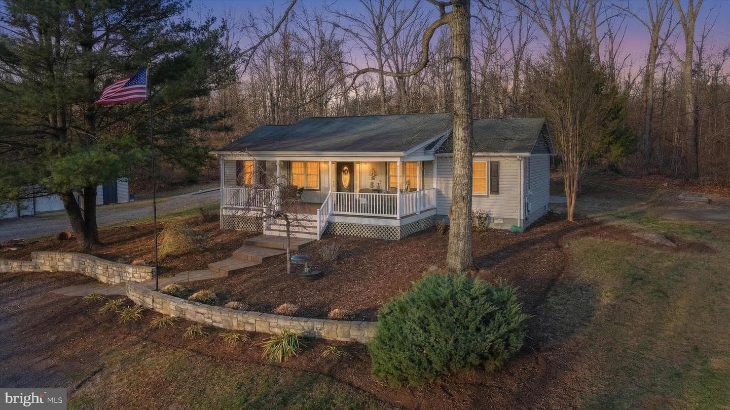 151 Sassafras Lane photo 6