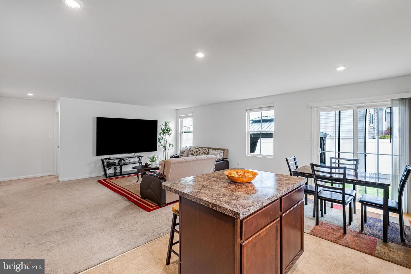 201 Coville Street photo 16
