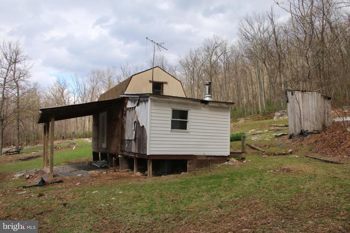680 Sawlog Road photo 16