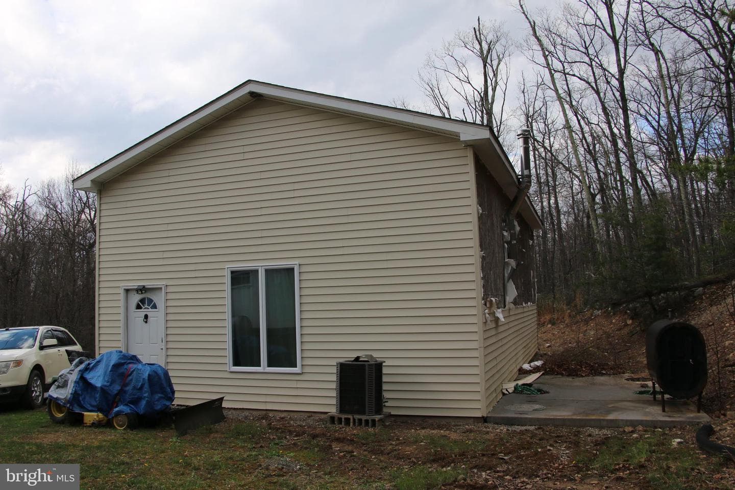 680 Sawlog Road photo 6